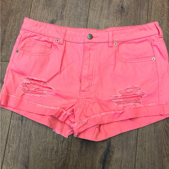 FOREVER 21 mini JEANS SHORTS in coral color cut off and cuffed in size 31 - Picture 1 of 4
